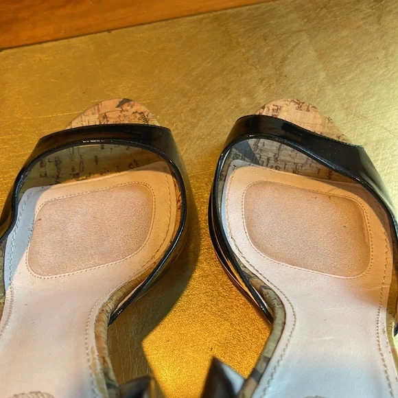 Emilio Pucci Open Toe Heels in Black Patent Leather - Picture 9 of 15